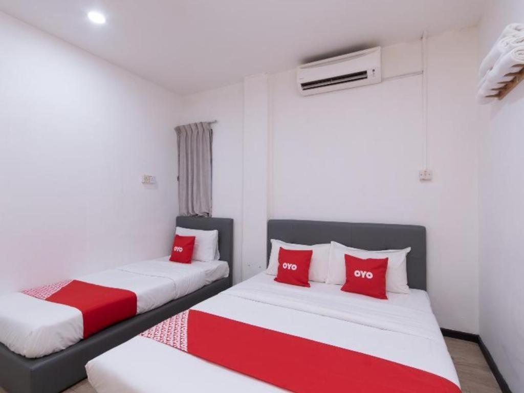 Oyo 89398 Doorbellz Hotel Kota Kinabalu Luaran gambar