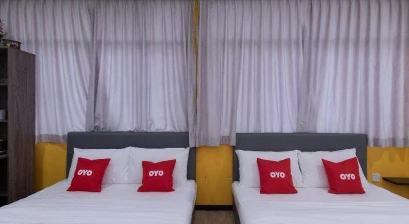 Oyo 89398 Doorbellz Hotel Kota Kinabalu Luaran gambar