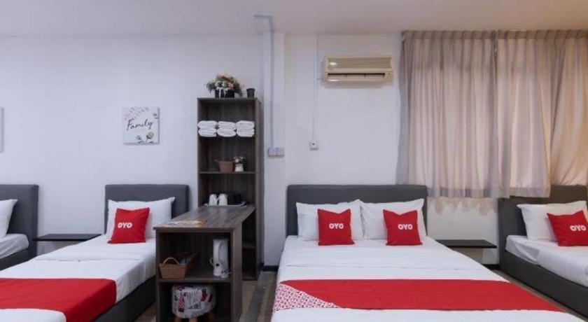 Oyo 89398 Doorbellz Hotel Kota Kinabalu Luaran gambar