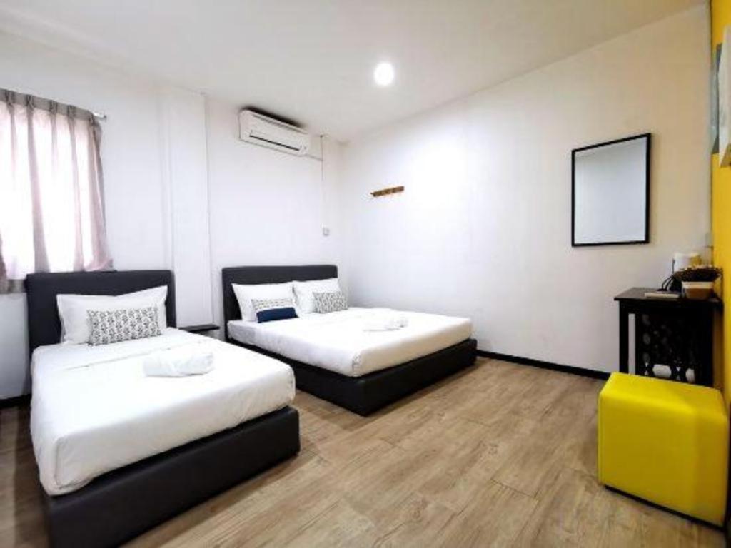 Oyo 89398 Doorbellz Hotel Kota Kinabalu Luaran gambar